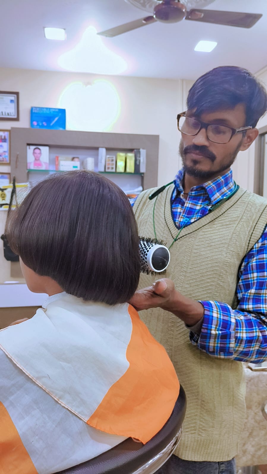 Silk-smooth long hair finish after salon treatment